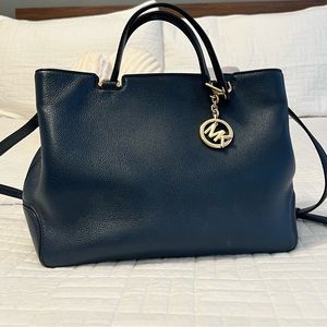 Michael Kors Anabelle Ladies Large Leather Tote Handbag